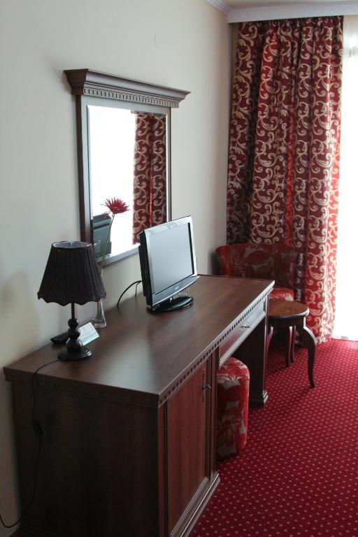 Hotel Park Bachinovo Blagoevgrad Rum bild