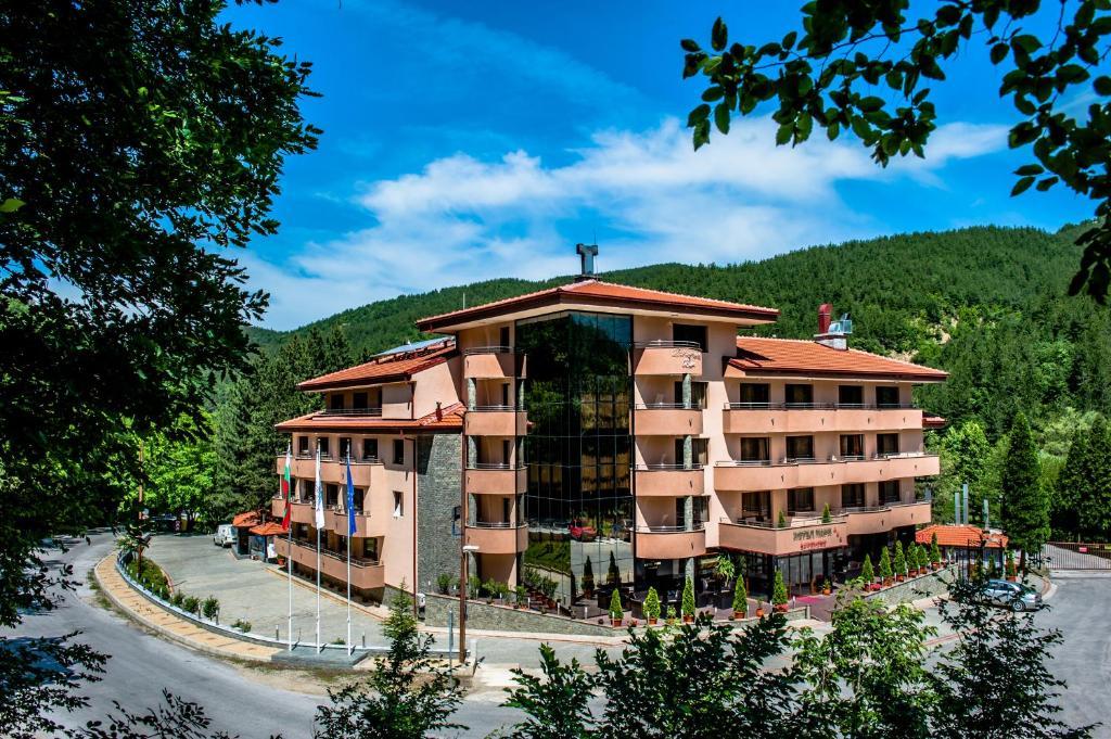 Hotel Park Bachinovo Blagoevgrad Exteriör bild